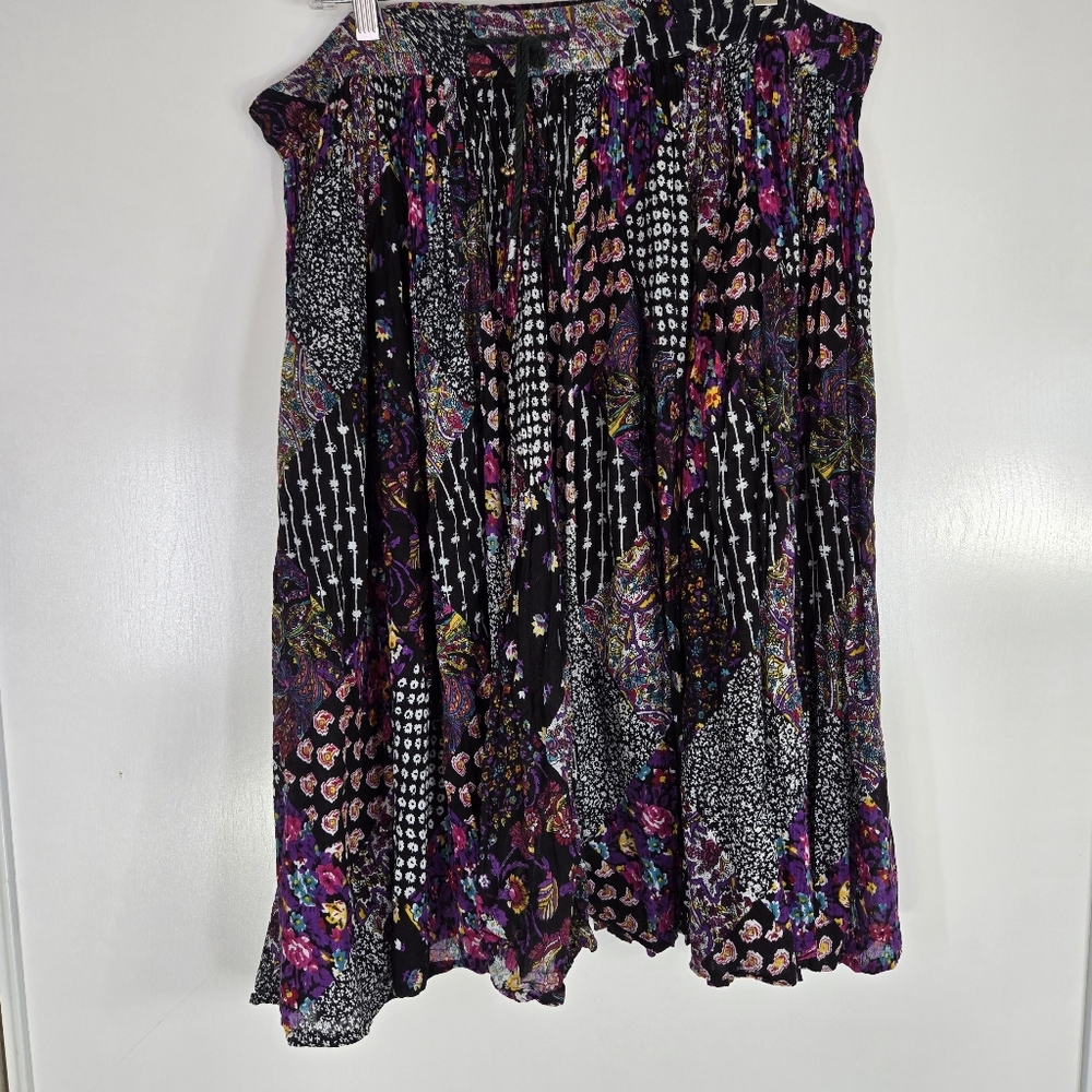 Vintage 1990s Basic Edition Floral Patchwork Skirt Black and Pink Flowy Gypsy‎ M